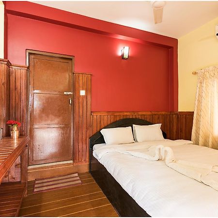 Hotel Nature Heritage 치트완 외부 사진