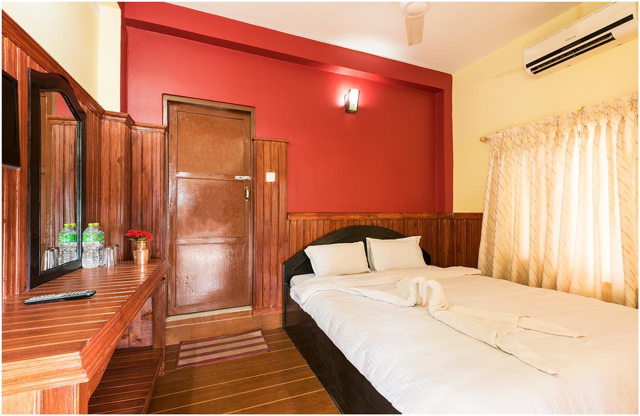 Hotel Nature Heritage 치트완 외부 사진